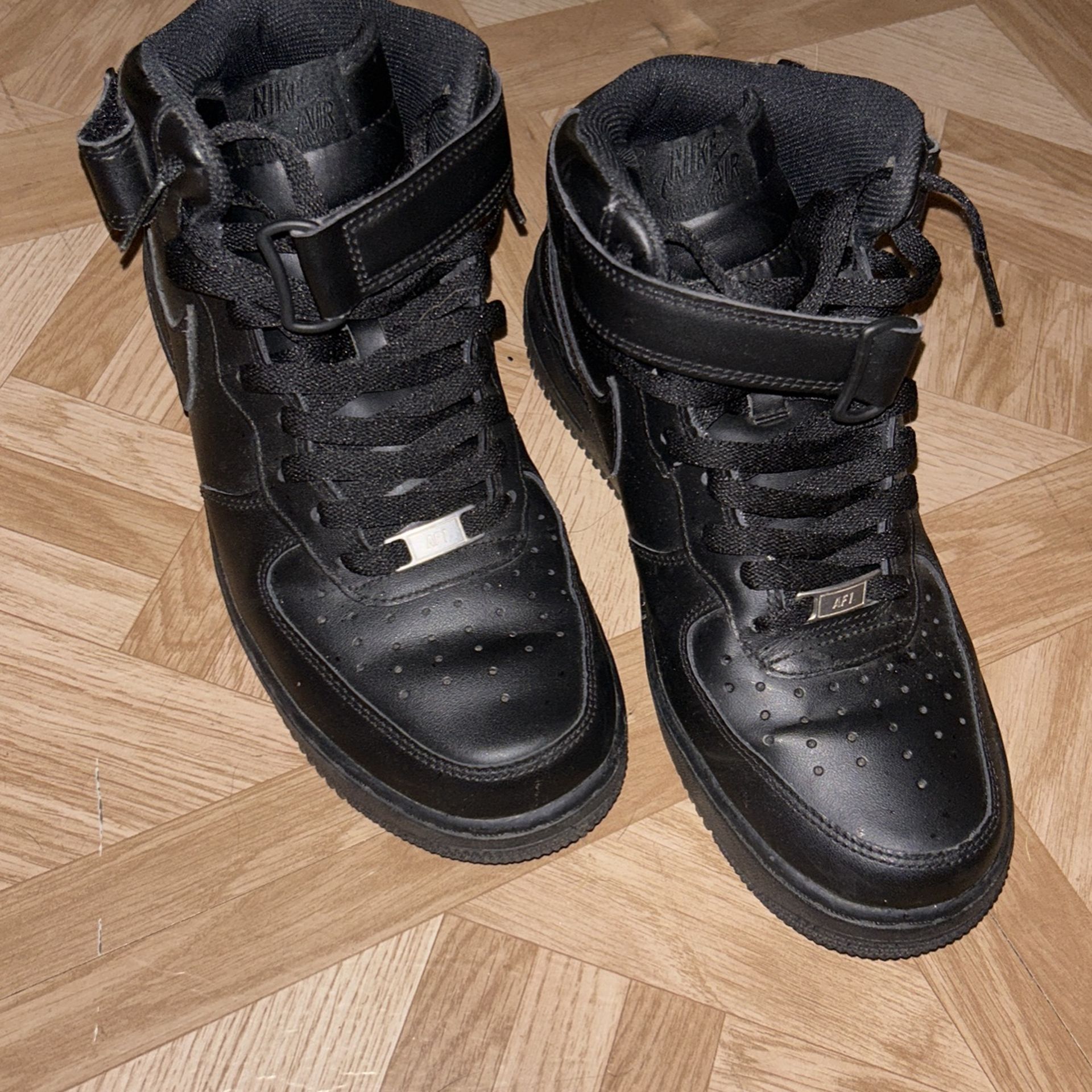 Black Air Force 1 High Tops