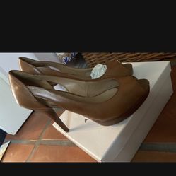 Pump Dress Elegant  VIA UNO