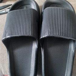 ChuulGorl Slippers for Women and Men Shower Bathroom Sandals Open Toe Soft Thick Platform Non-Slip Massage Pool Gym House Slipper Suitable Indoor & Ou