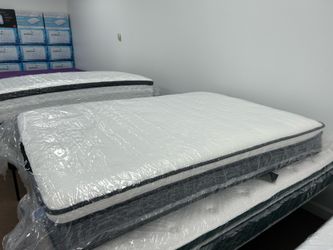 Pillow top mattress - full size - brand new