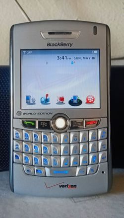 BlackBerry World Edition Verizon Smartphone