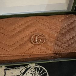 Women’s Long Wallet Brown