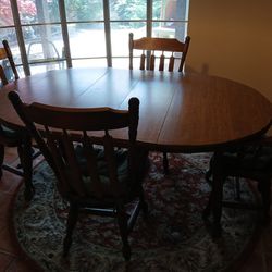 Round Dinning Table 4ft With 2 Leafs Made In USA  By Authentic Furniture Products 