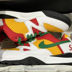 Nike Cross Trainer Low x Supreme