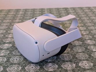Oculus Quest 2 128 GB WITH CHARGER