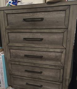 5 drawers Dresser (matching 6 drawer dresser available too for sell)