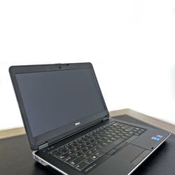 Lapto Lenovo 1.1GHz Intel Celeron 4GB 128GB