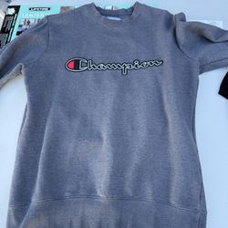 Men’s Champion Sweatshirt Sz Small $7