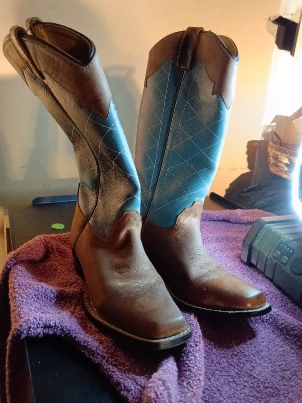 5 1/2 Woman Boots