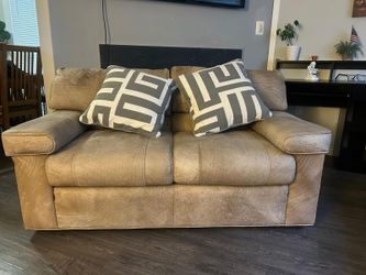 Loveseat in great condition