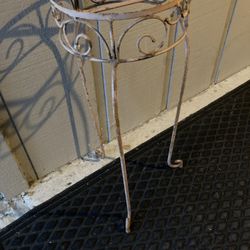 $25 Vintage Rustic Plant Stand