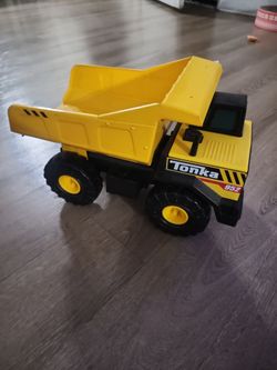 Tonka truck toy