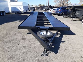 Car / Racing Trailer 8.5X32