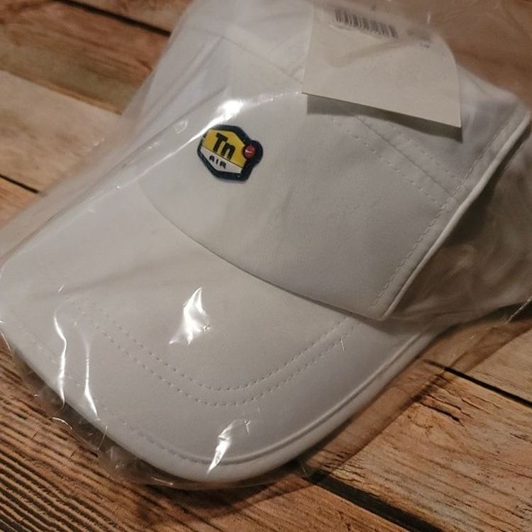 Supreme x Nike Air Max Plus Running Hat " White " One Size