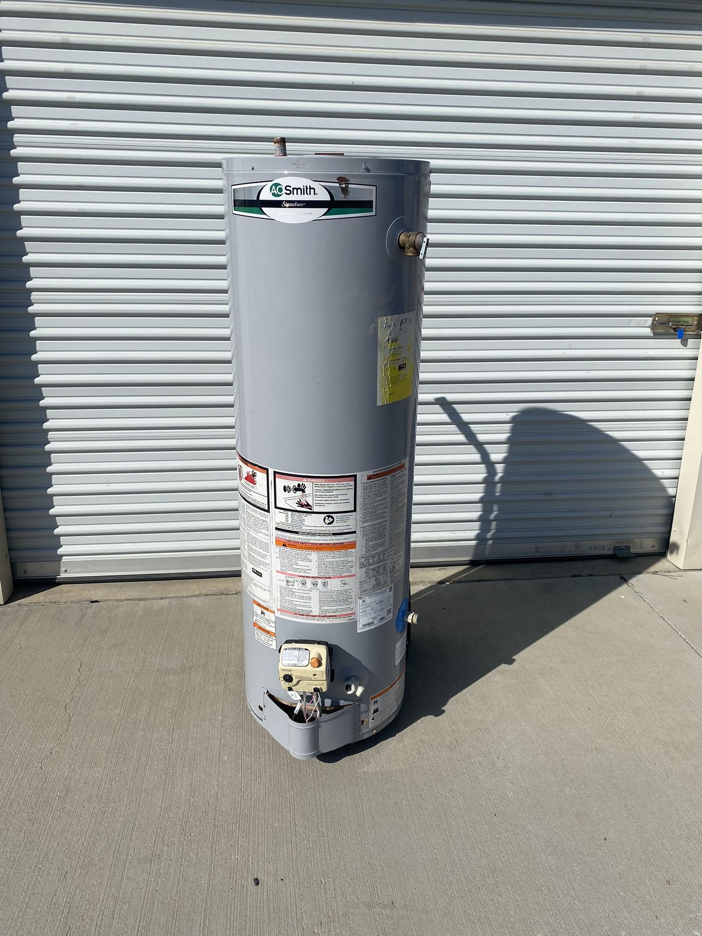 Propane 30 Gallon Water Heater