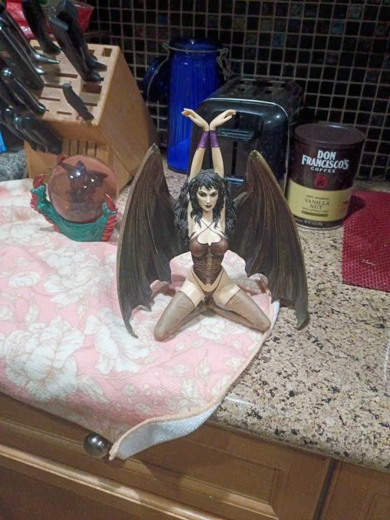 Chick W Wings