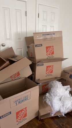 30 used boxes, large and medium