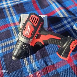New Milwaukee M18 Cordless 1/2 in. Drill Driver (Tool-Only)