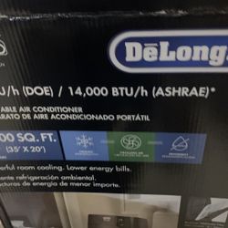 DeLonghi Pinguino Portable Air Conditioner 700 sq ft