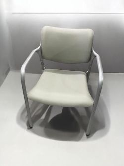 Herman Miller Aside Premium Guest Chairs – Open Box – From $300 📦 Florida