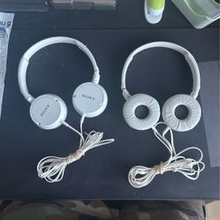  2 Sony MDR ZX100 Original White Headphones - Tested