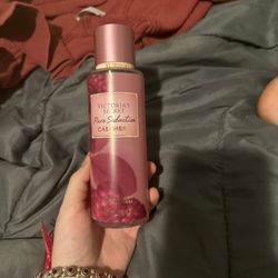 Women’s Victoria Secret Pure Seduction Cashmere perfume 