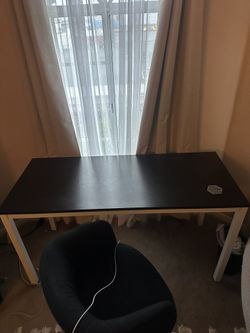 desk/table 