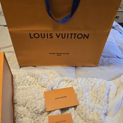 Authentic Louis Vuitton 