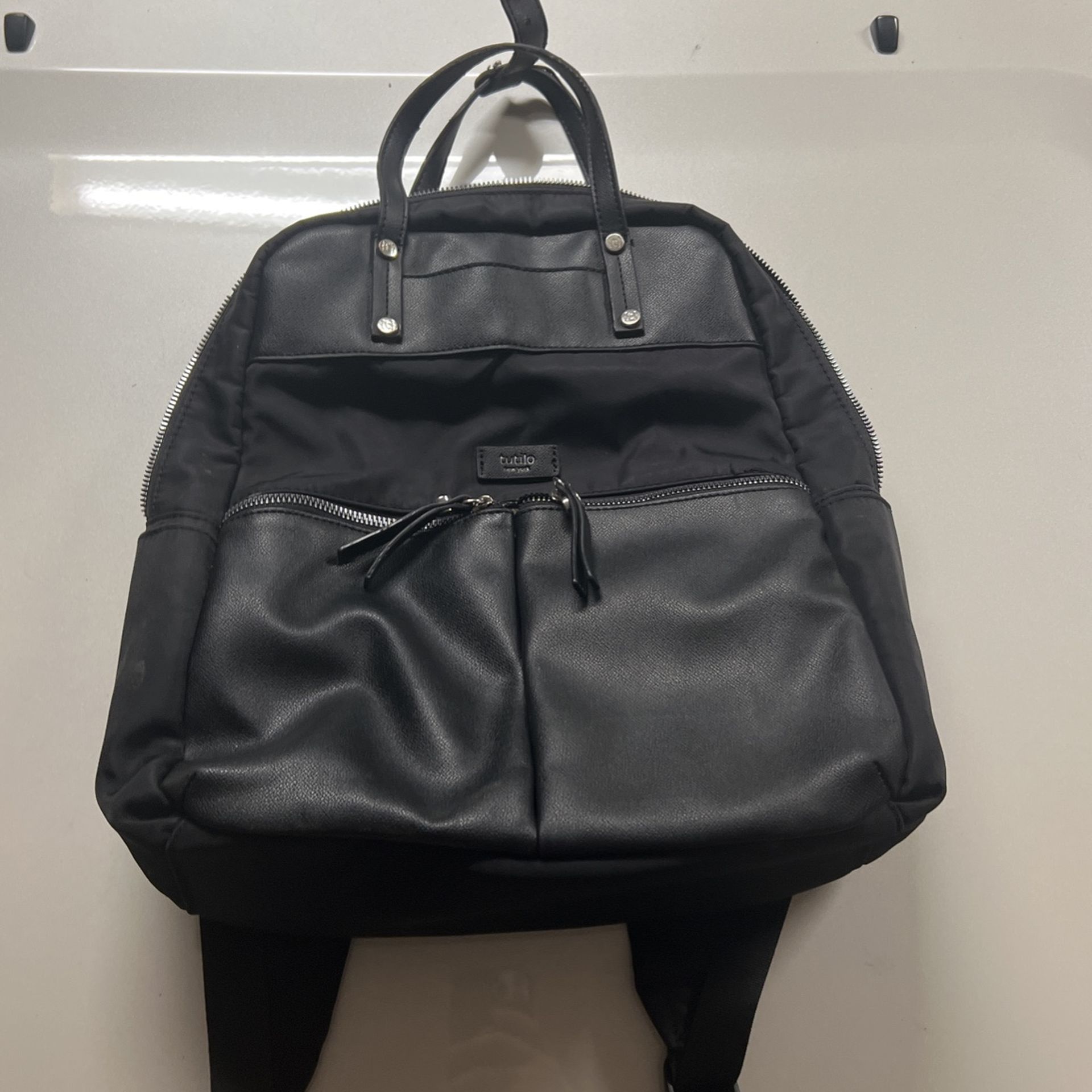 Tutilo New York Leather Bag