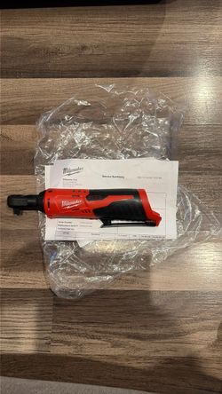 Milwaukee M12 3/8 ratchet
