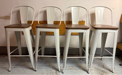 Set Of 4 Alunaune White Metal 30'' Swiveling Bar Stools