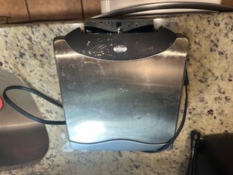 Waffle maker