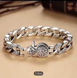 Silvery Men’s Bracelet