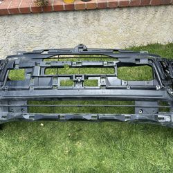 2019-2020 Mitsubishi Outlander Front Bumper OEM