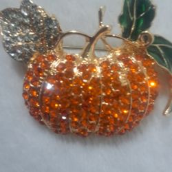 Pumpkin Brooch