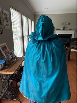 Princess dress 4/8y