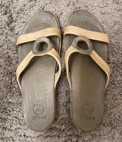 CROCS Sandals Women’s Size 9