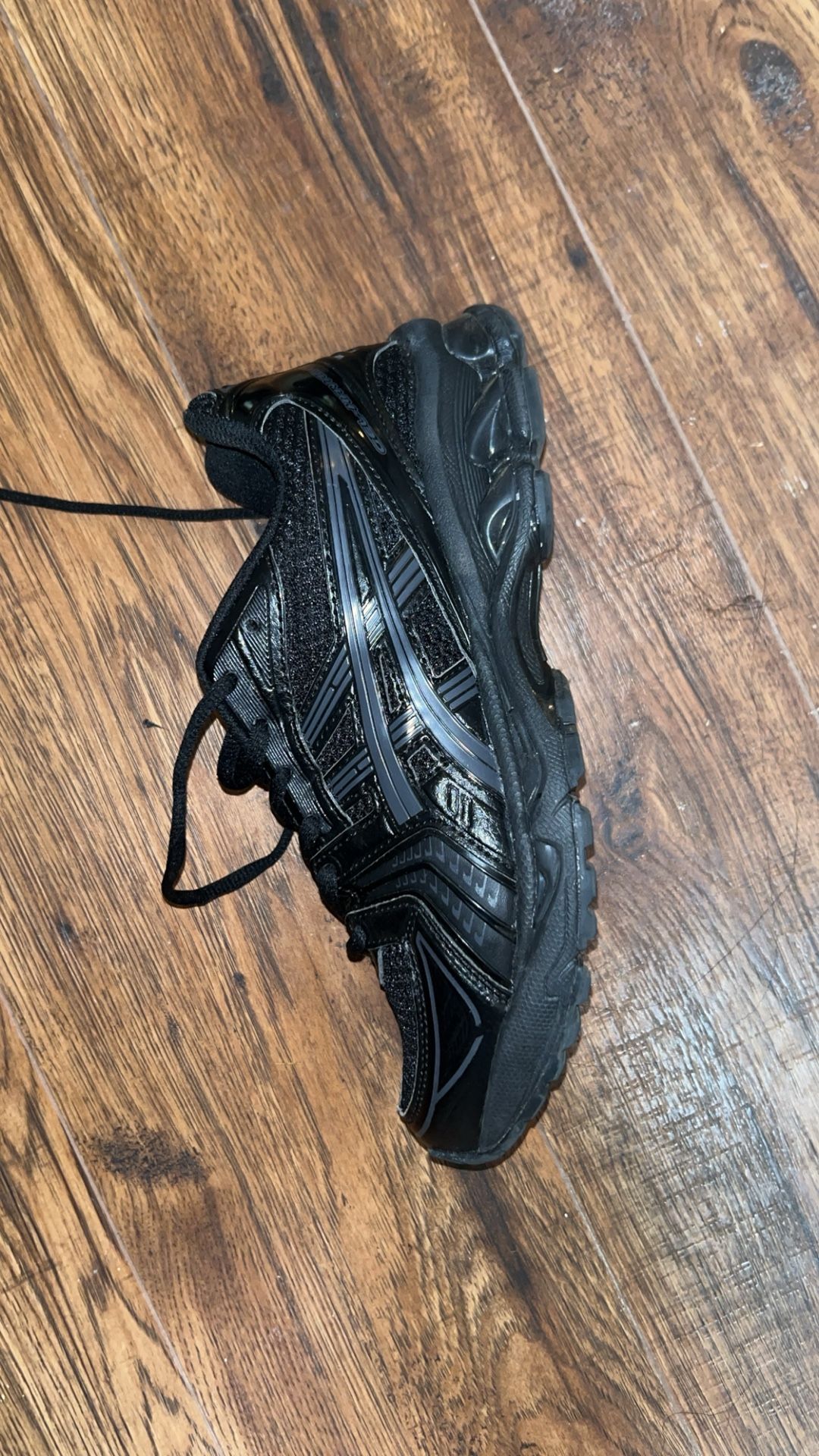 ASICS Black On Black