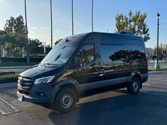 2023 Mercedes-Benz Sprinter 2500