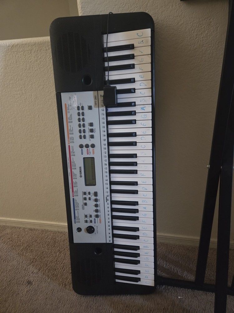 Keyboard - YAMAHA