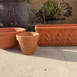 3 Bigs Terracota Pot For Only 15 Dollars 