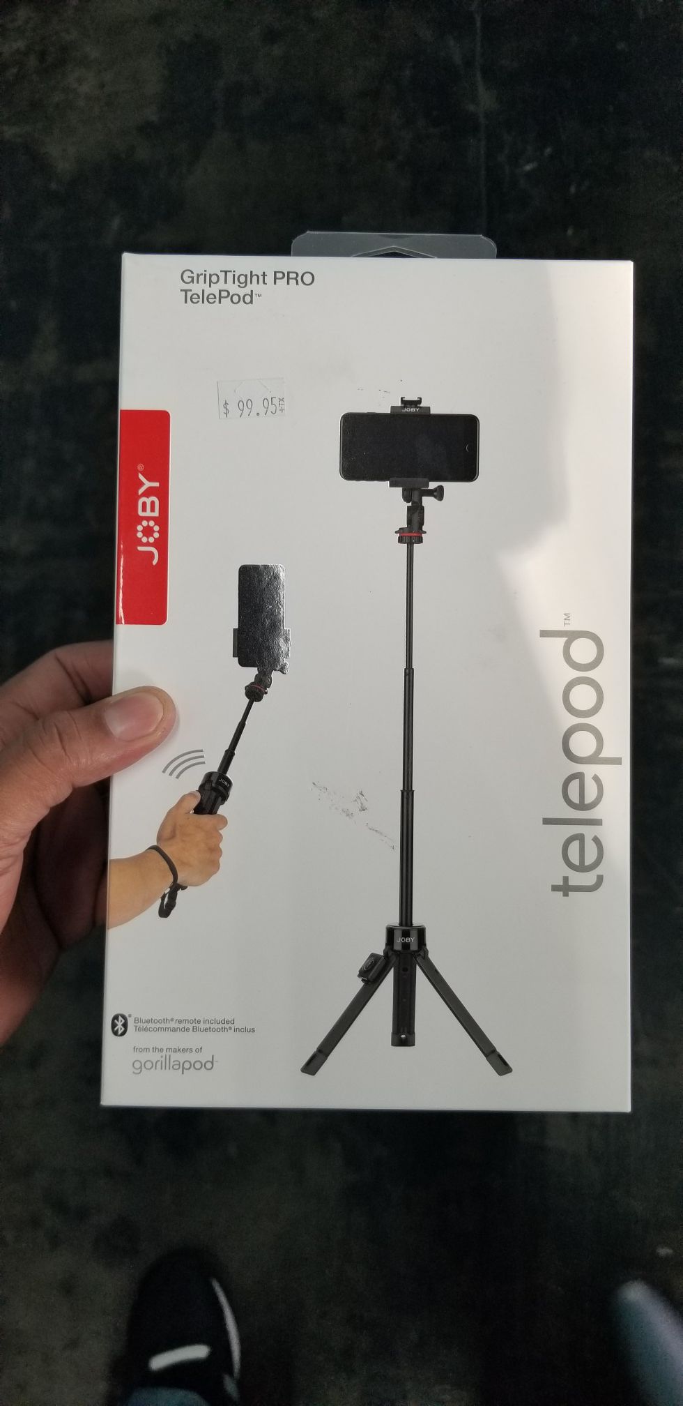 Wireless tripod by koby for smartphones professional quality