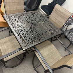Outdoor Furniture Set, Patio Dining Set, Outdoor Table with Umbrella hole and 4 Swivel Patio Chairs