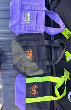 Trader Joe’s Halloween tote bags