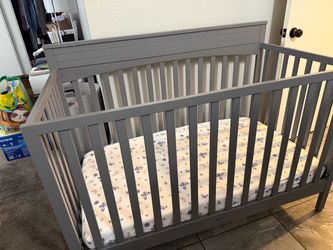 Gray Wooden Baby Crib with Mattress