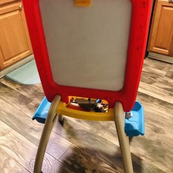 Step2 Kids Easel, Great Condition! Dual Sided Chalkboard/ Magnetic Dry Erase Board