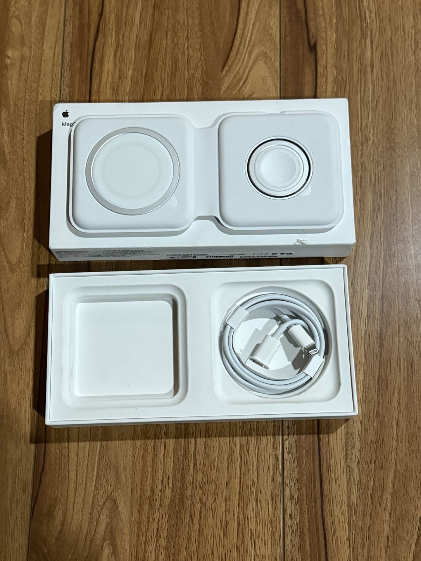 Apple MagSafe Dual Wireless Charger