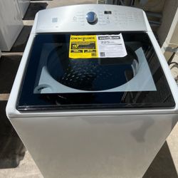 Kenmore Washer( Delivery Available)