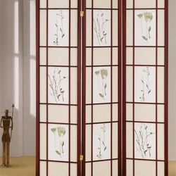 3  Panel Room Divider (New In Box Small Tear)