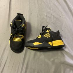 Nike Air Jordan 4 Retro THUNDER Baby Toddler Shoes Sz 10c Black Yellow 